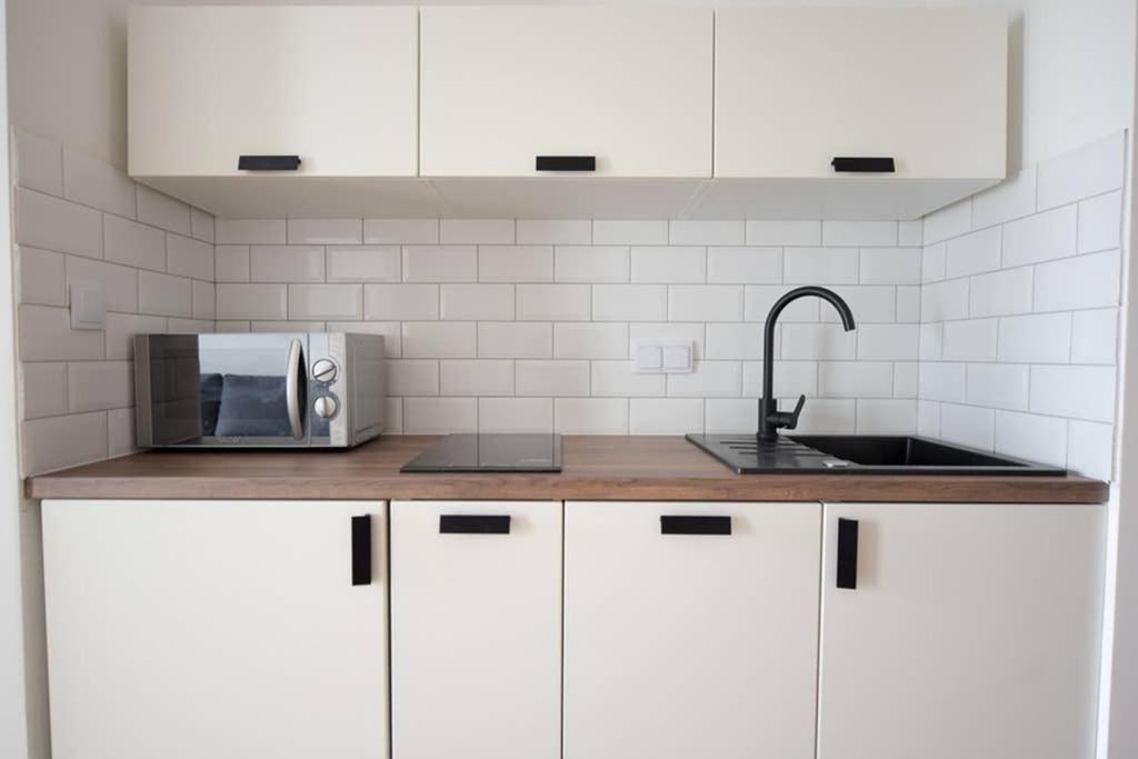 Bliska Wola Expo Central Apartment Варшава Екстер'єр фото