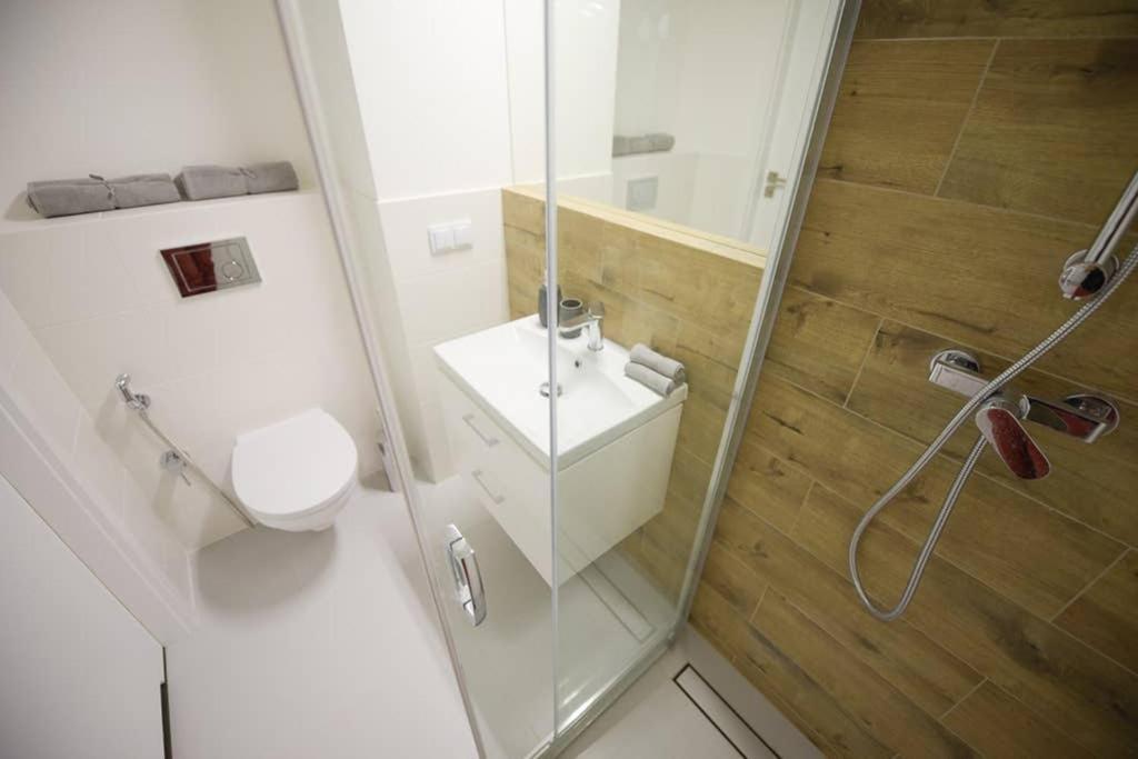Bliska Wola Expo Central Apartment Варшава Екстер'єр фото