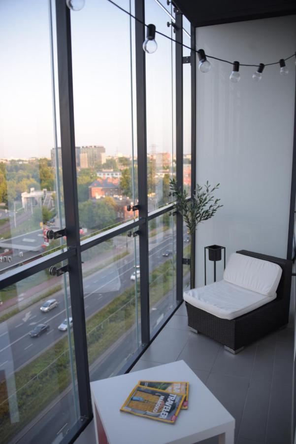 Bliska Wola Expo Central Apartment Варшава Екстер'єр фото